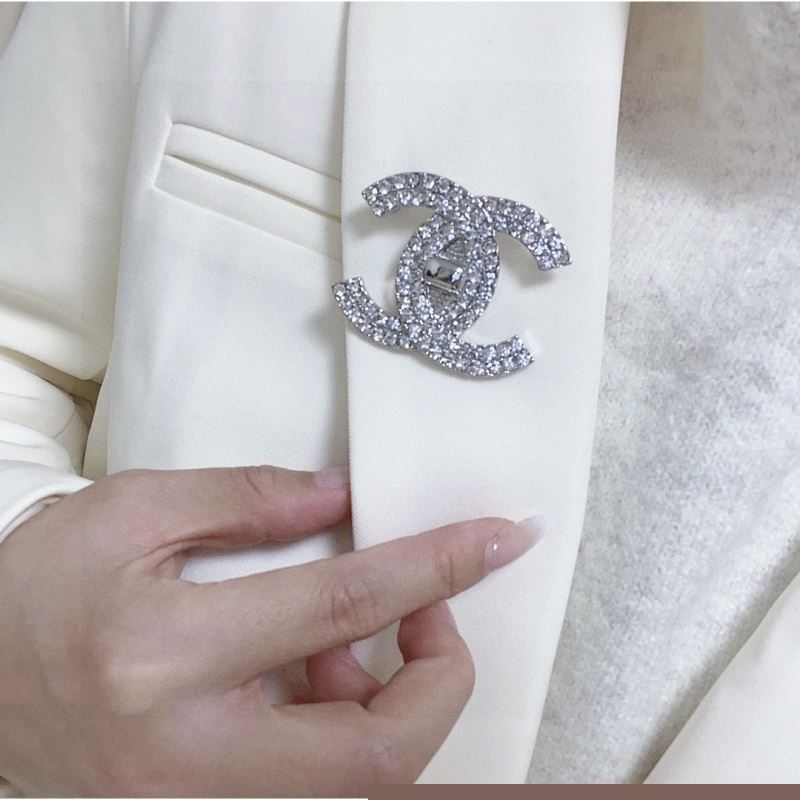Ch*el brooches